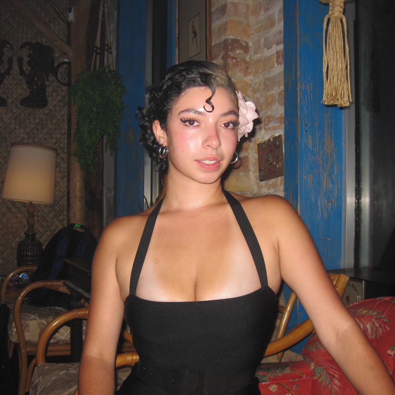 Geniune Pre-Owend Canon Powershot SD790 IS with 10.0 Megapixels 📸