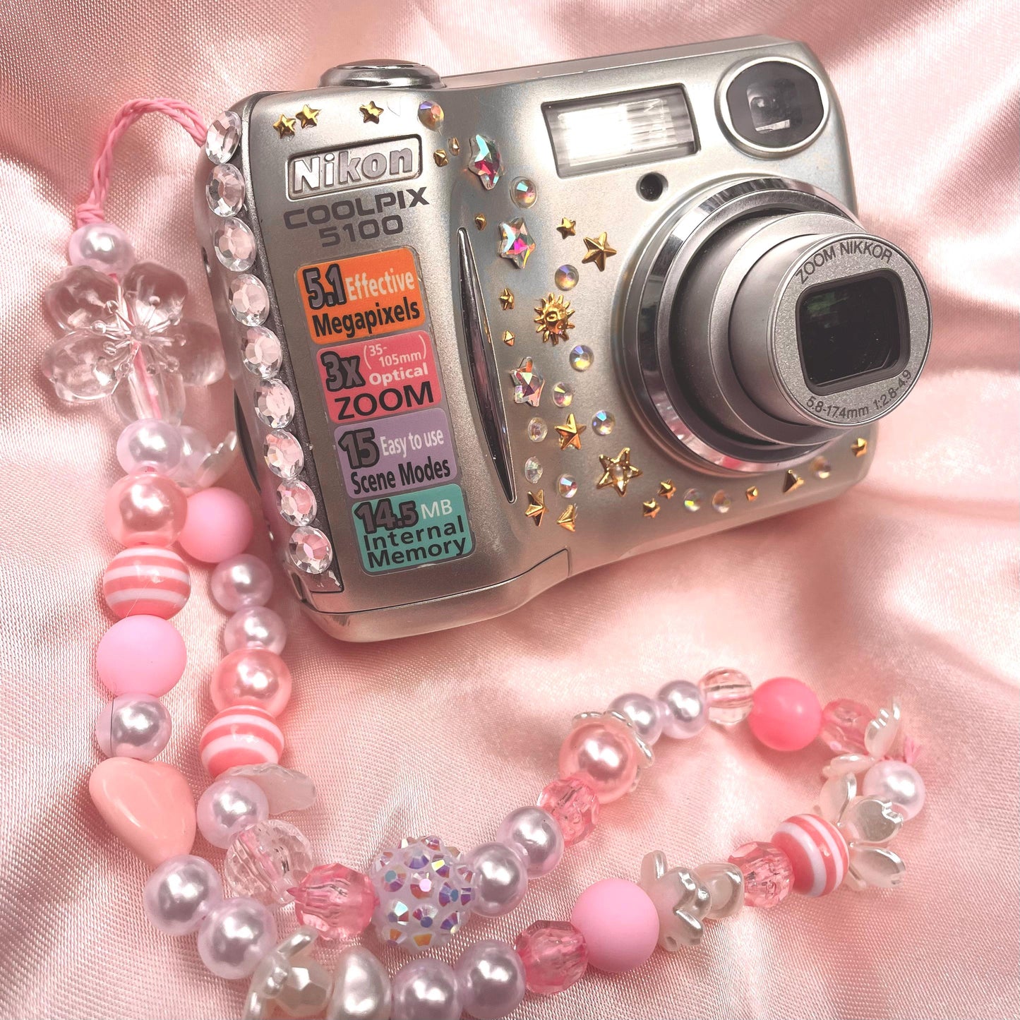 Geniune Nikon Coolpix E5100 BOXED SET cute y2k aesthetic digicam with beaded strap PreOwned