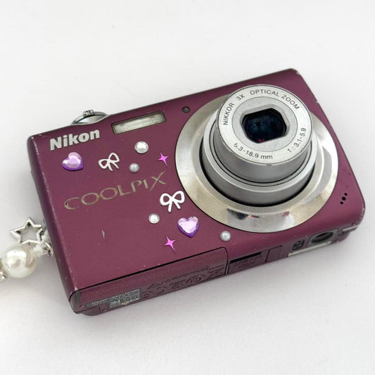 Geniune Pre-Owend Nikon Coolpix S220 Plum Digital Camera