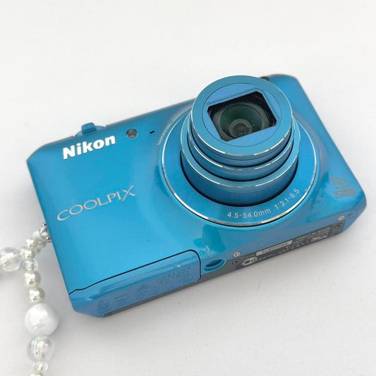 Geniune Pre-Owend Nikon Coolpix S6400 Digital Camera